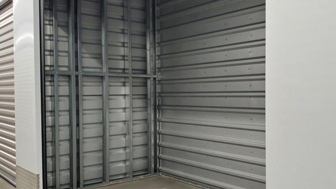 Unlock Convenience: Seamless Storage Unit Rental at Hollow Tree Storage